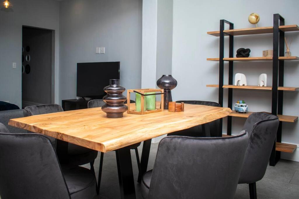 Greenpoint Victorian Apartment Cape Town